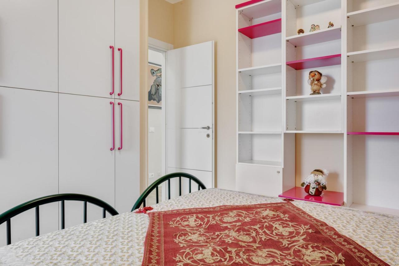 Luni Mare Bright Terrace Flat With Parking Apartment Marinella di Sarzana Exterior photo